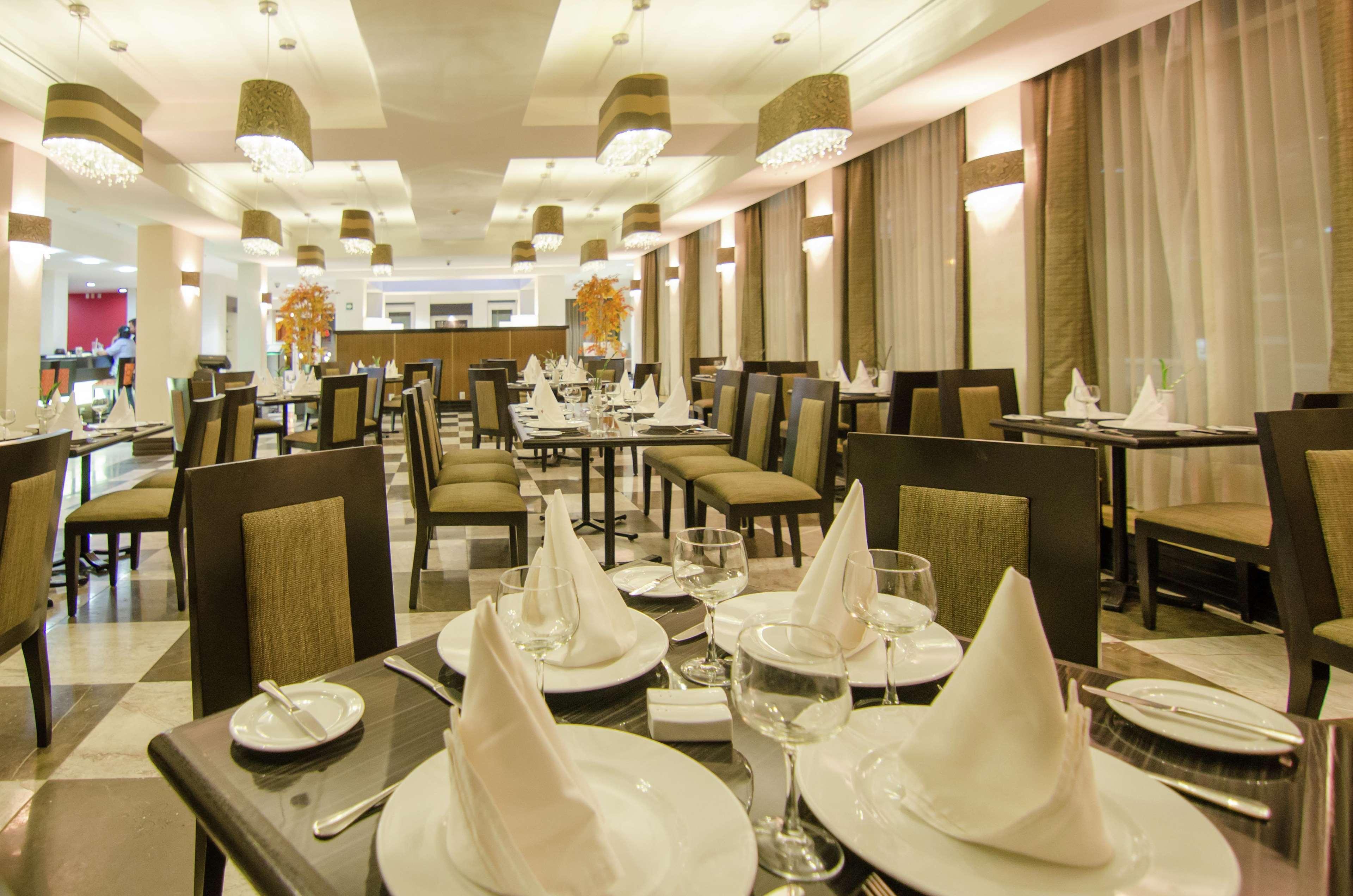 Hilton Garden Inn Tuxtla Gutiérrez Exterior foto