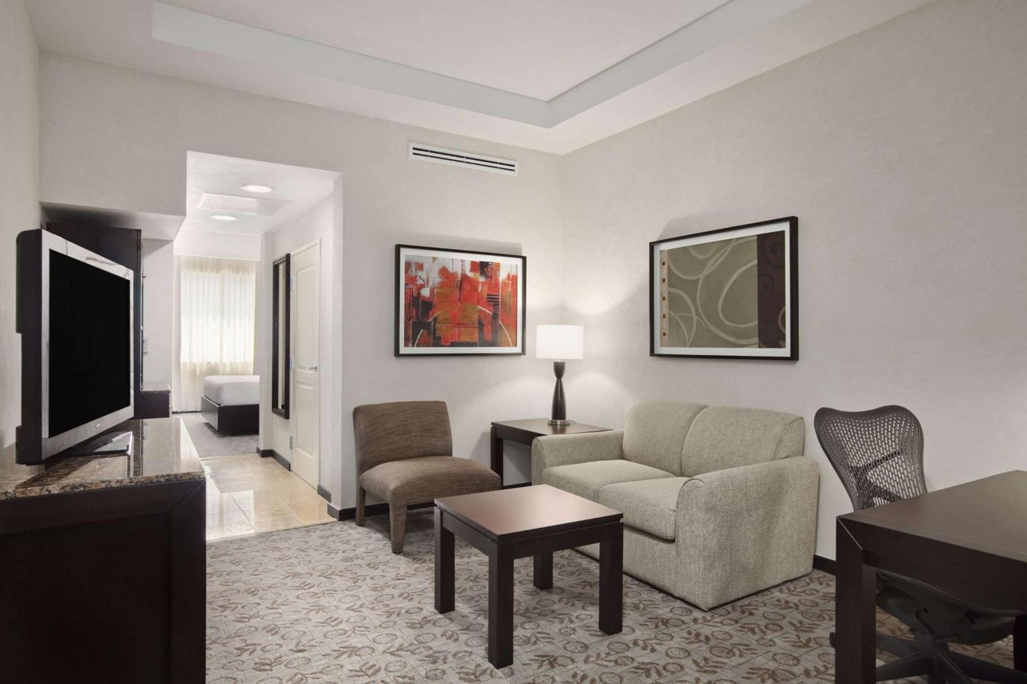 Hilton Garden Inn Tuxtla Gutiérrez Exterior foto